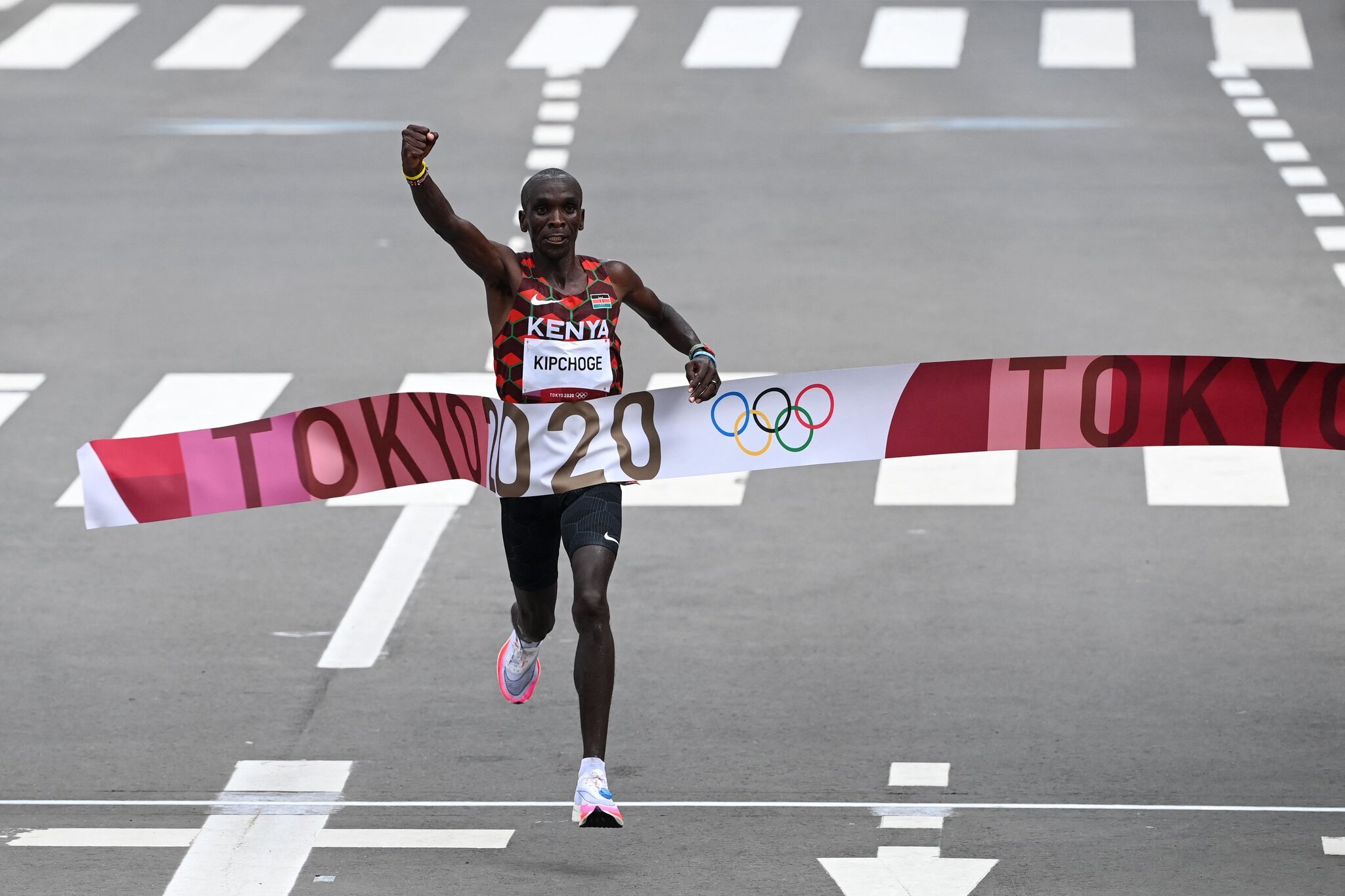 RUN FOR GLORY: Kipchoge aims to make history in Paris